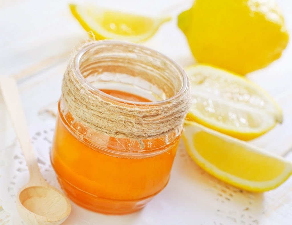 Mix 1 cup of warm water with 2 tablespoons of honey 