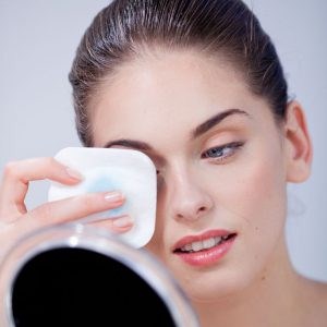 Use toner to prevent or reduce eye puffiness